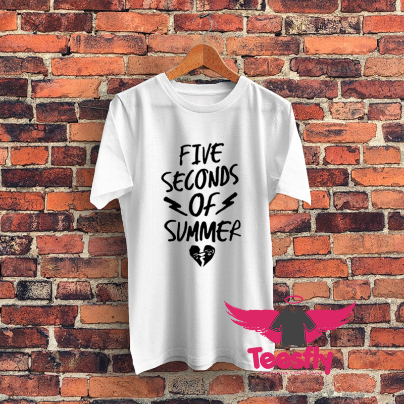 5 Seconds of Summer Bolts Heart Graphic T Shirt