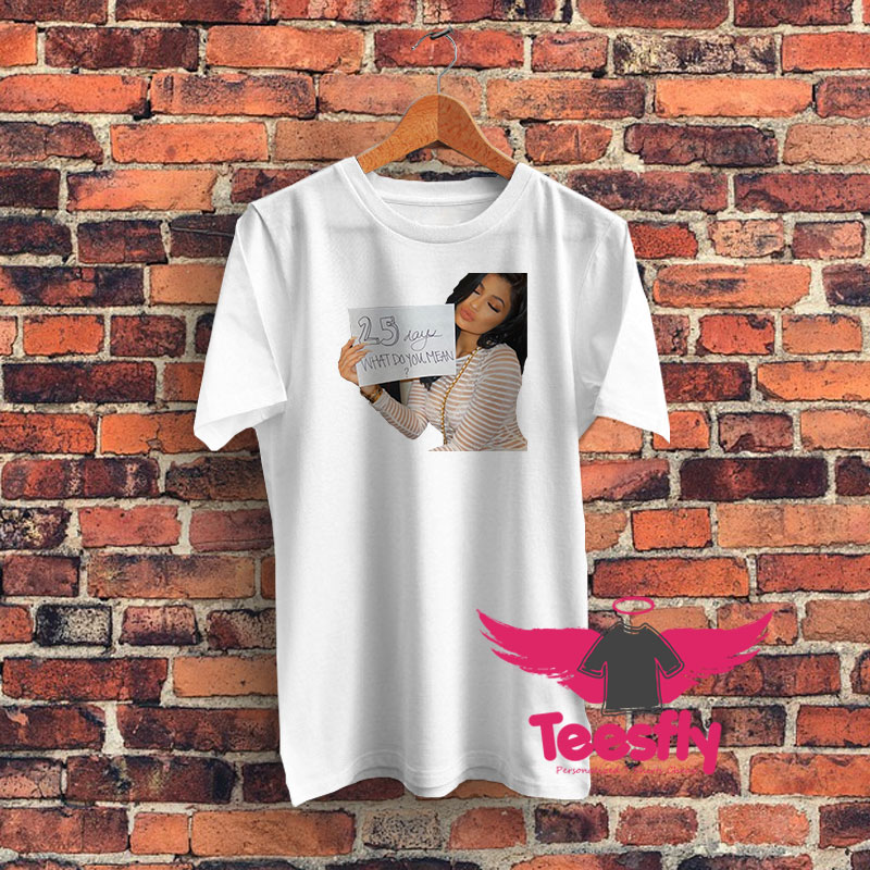 Kylie Jenner pose pour Justin Bieber Graphic T Shirt