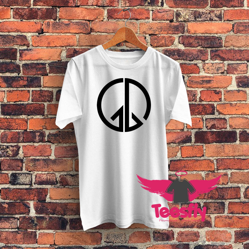 girls generation piece logo Graphic T Shirt