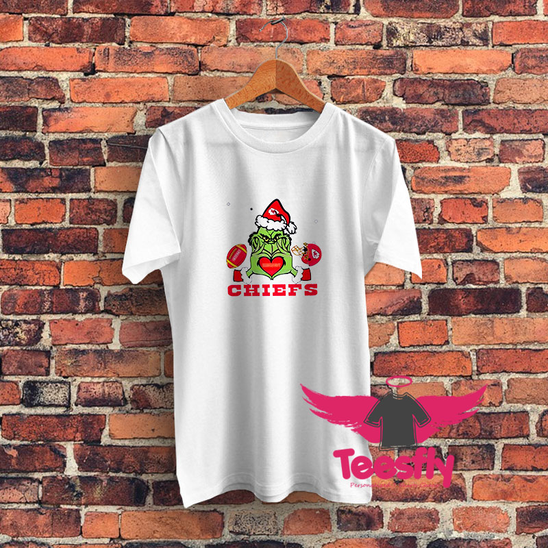 Grinch Loves Chiefs Football Helmet Graphic T Shirt